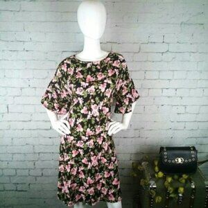 Jamie & Layla Soft Moody Floral Shift Dress Black Size Large